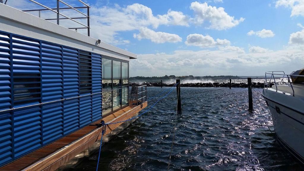 Hotel Hausboot FJORDBLIK Kollund Osterskov Exterior foto
